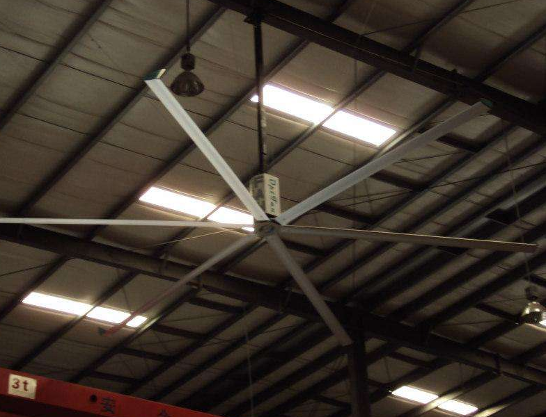 浩（hào）風告訴您大型工業吊扇局部通風降溫效果（guǒ）明顯